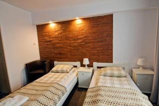 RJ Hotel - Pabianice - 3