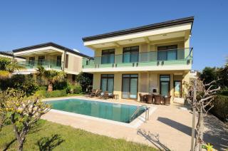 Gold City Luxury Accommodation - Kargicak - 2