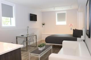 A Stylish Stay w/ a Queen Bed, Heated Floors.. #1 - Brookline - 8