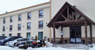 red maple inn and suites - Huntsville - 0