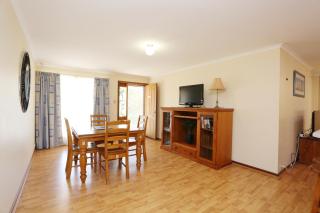 Moonta Bay Accommodation - Port Moonta - 9