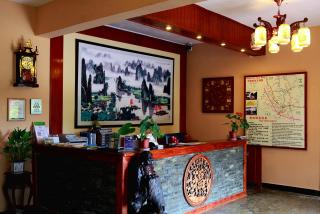 Snow Lion Riverside Resort - 3