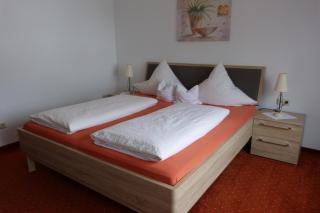 Cafe-Pension Waldesruh - Willingen - 6