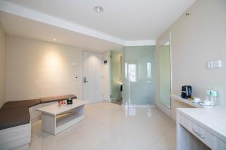 The Gloria Suites Grogol - Jakarta - 7