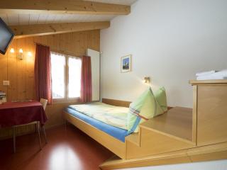 Esthers Guesthouse - Gimmelwald - 1