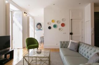 JOIVY Gorgeous 3BR home with balcony nearby Time Out Market - Lisbona - 6