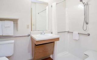 WoodSpring Suites Holland - Grand Rapids - Holland - 9