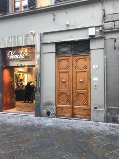 Bell Tower Studio Apartment - Florenz - 6