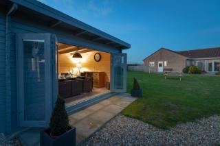 Harleys Court Self catering holiday cottages - Somerton - 3