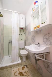 Apartments with a parking space Hvar - 4004 - 3