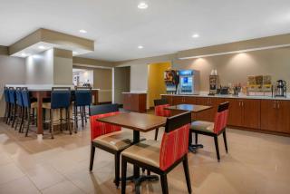 Comfort Inn Ocala Silver Springs - Ocala - 2