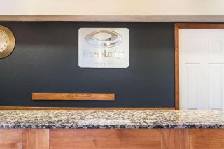 Econo Lodge - Cloverdale - 5