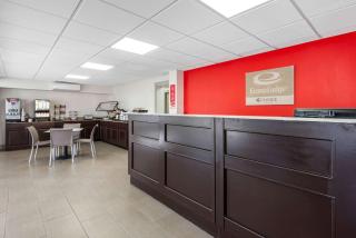 Econo Lodge Airport - RJ Stadium - Tampa - 7