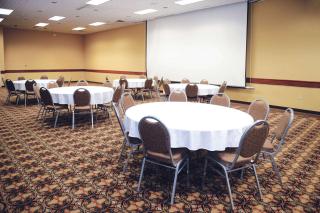 Quality Inn & Suites Ames Conference Center Near ISU Campus - Ames - 1
