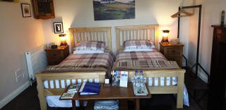 Lighthouse Cottage (Shared Facilities) - Earlish - 6