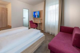 Hotel Gasthof Zum Rössle - Heilbronn - 7
