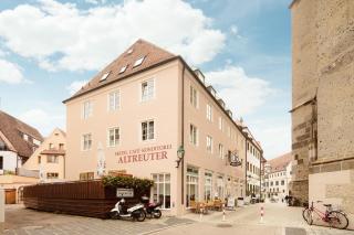 Cafe-Hotel Altreuter - Nördlingen - 0