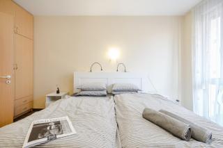 BpR VIVID Downtown Vibe with balcony - 6