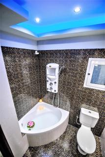 One of a kind Luxury Apartment in City Center Near HELEXPO - Thessaloniki - 8