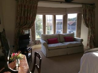 Castle Farm House B&B - 4