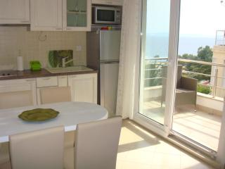 Apartments Holiday - 8