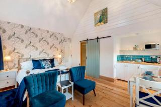 The Annexe with Hot Tub - Maidstone - 2