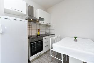 Bory 1 centrally located ap for 5 - Novalja - 8