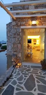 Vrahos Boutique Hotel - Karavostasi - 4