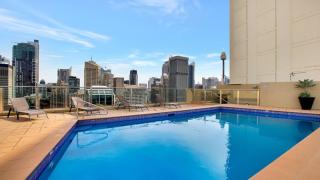 Studio with balcony at College St - Sydney - 4