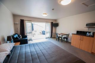 Jafa's Motels - Lawrence - 1