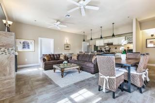 Modern 5BR Condo in NOLA - 8