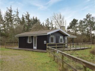 Three-Bedroom Holiday Home In Humble - Humble - 6