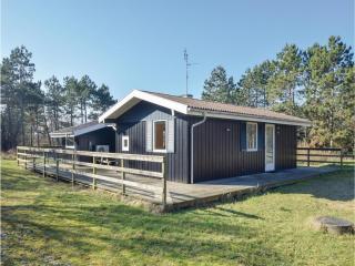 Three-Bedroom Holiday Home In Humble - Humble - 1