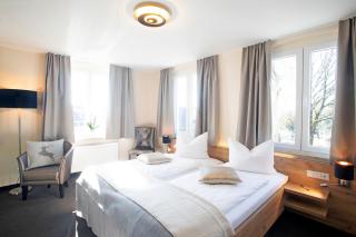 Hotel & Gutsgasthaus Köberle - Lindau - 0