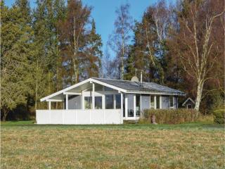 Three-Bedroom Holiday Home In Humble - 6