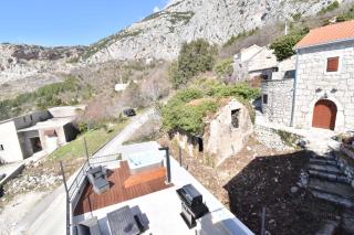 Old Dalmatian House with Jacuzzi Martine - 1