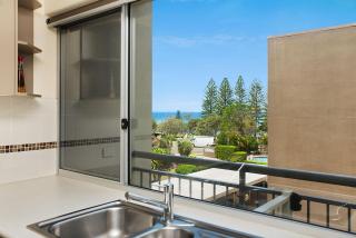 Joanne Apartments - Caloundra - 6
