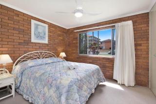 Joanne Apartments - Caloundra - 3