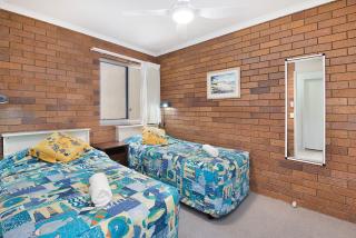 Joanne Apartments - Caloundra - 2