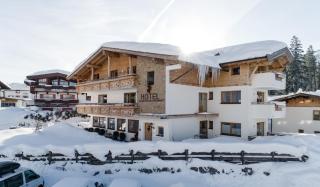 Landhotel Föhrenhof Ellmau - Ellmau - 9