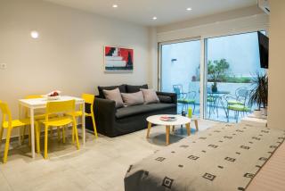 Central Cozy Studio with a Secret Garden - Athene - 0