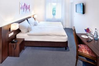 Landgasthaus Kathmann- bed and breakfast - 2