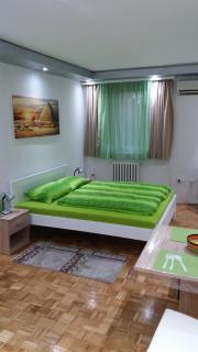 GREEN DREAMS - 8