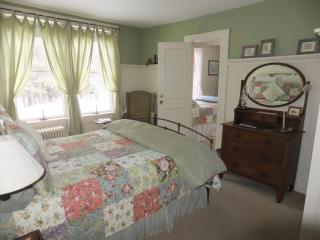 Covered Bridge House - 7