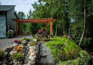 Alaska House of Jade Bed and Breakfast - 3