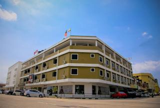 Apple Suites Hotel - Sitiawan - 0