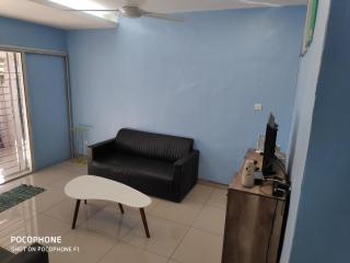 Cempaka Homestay Batu Pahat - 8