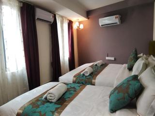 77 Boutique Hotel - 2