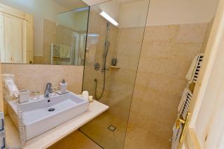 Hotel Weingut Klosterhof - Caldaro - 3
