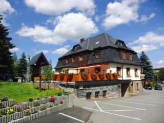 Hotel Vierenstraße - Neudorf - 0